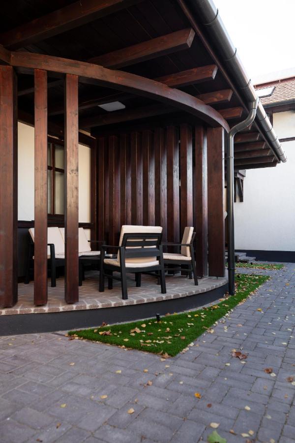 Hvt Comfort Apartments Mezőkövesd Exterior foto