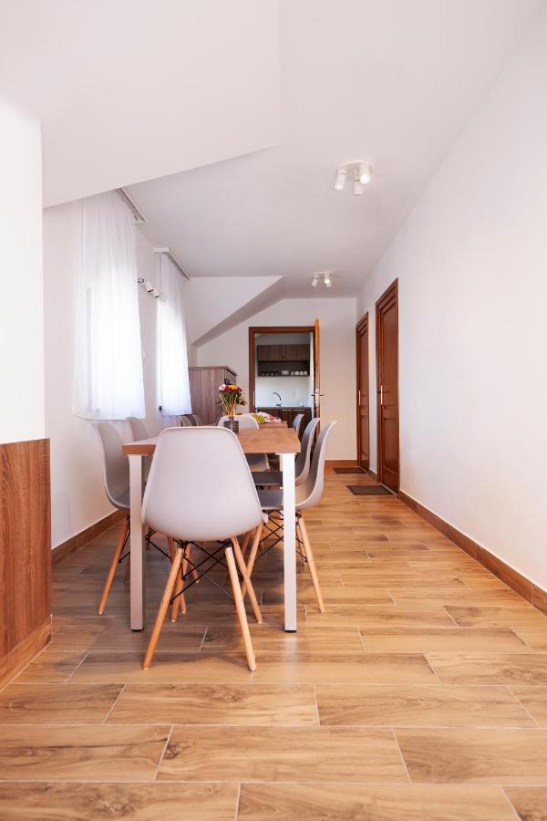 Hvt Comfort Apartments Mezőkövesd Exterior foto